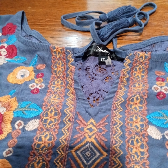 Andree Gray Pink Embellished Tie Front Blouse - Picture 3 of 7